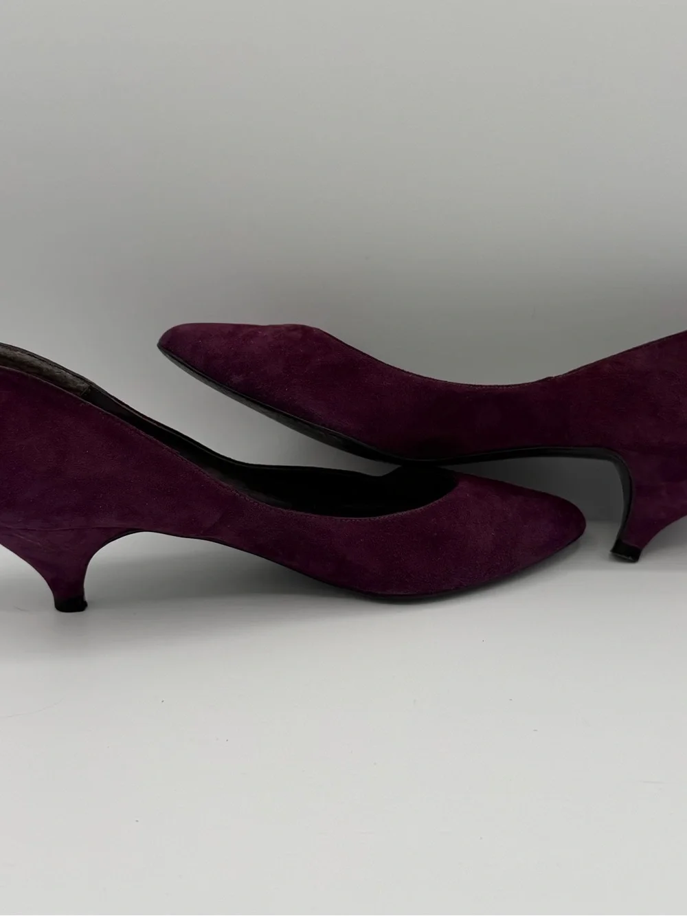 Vintage Buskens Purple Suede Pointed Toe Heels Pumps Made in Spain Size 7.5
